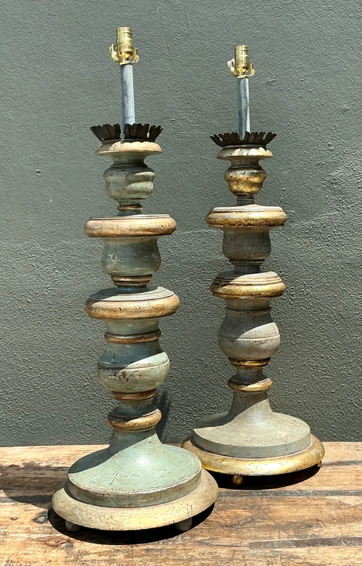 Vintage Italian Gilt Tipped Turned Wood Lamps - Pair — additional photo 6