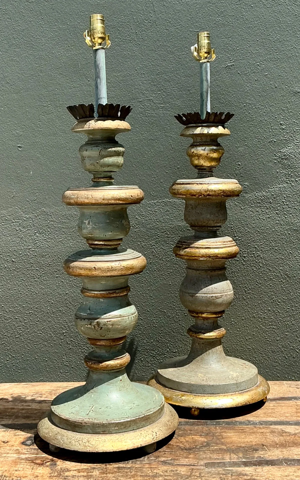 Vintage Italian Gilt Tipped Turned Wood Lamps - Pair — additional photo 8