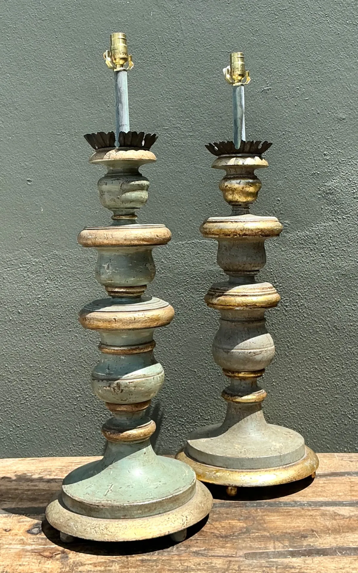 Vintage Italian Gilt Tipped Turned Wood Lamps - Pair — additional photo 4