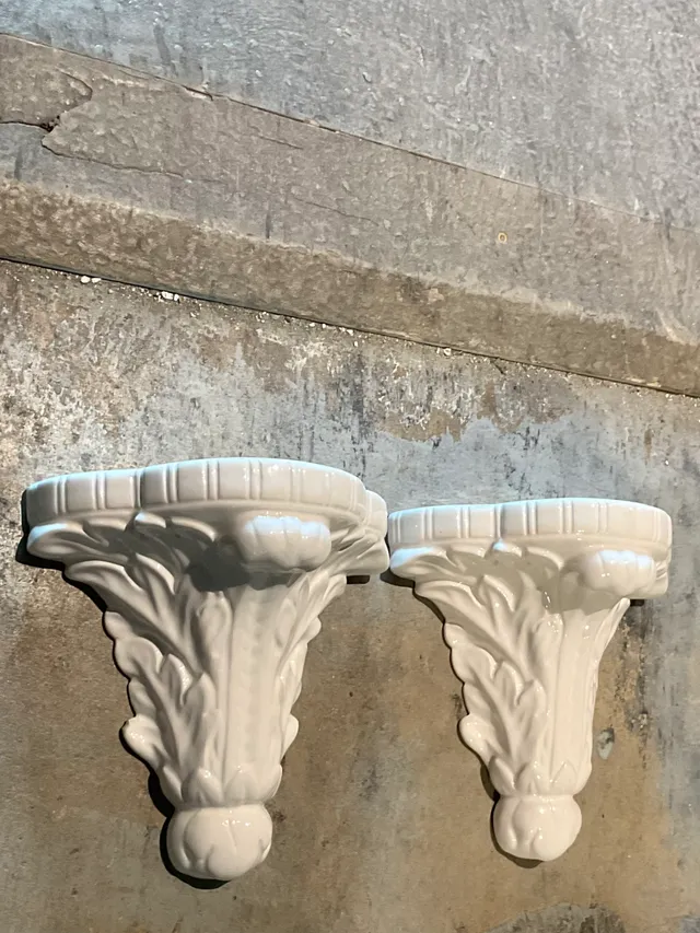 Vintage White Ceramic Wall Brackets - Pair — additional photo 3