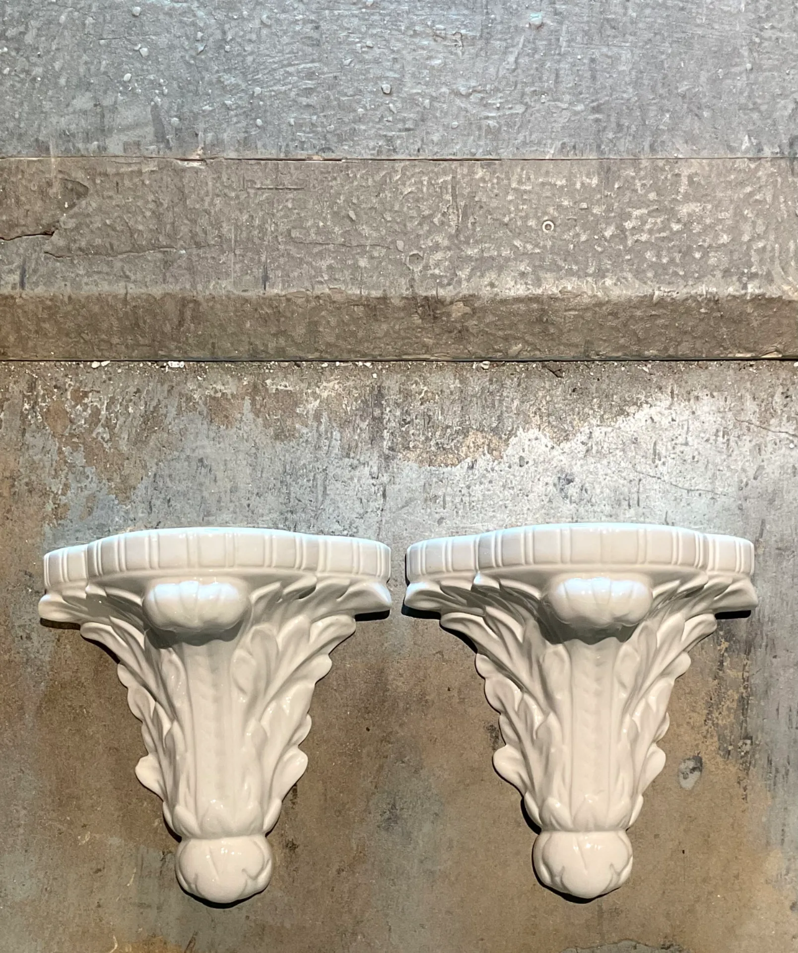 Vintage White Ceramic Wall Brackets - Pair — additional photo 6