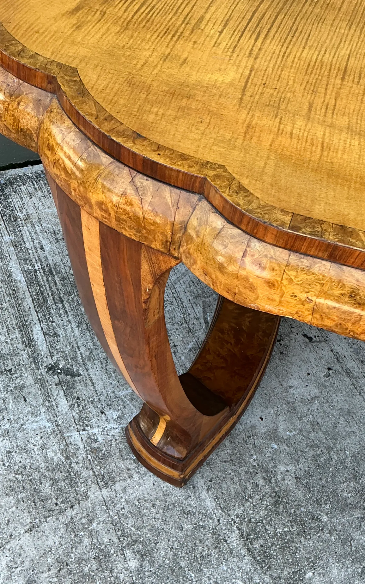 Vintage Art Deco Scalloped Edge Burl Wood Center Hall Table