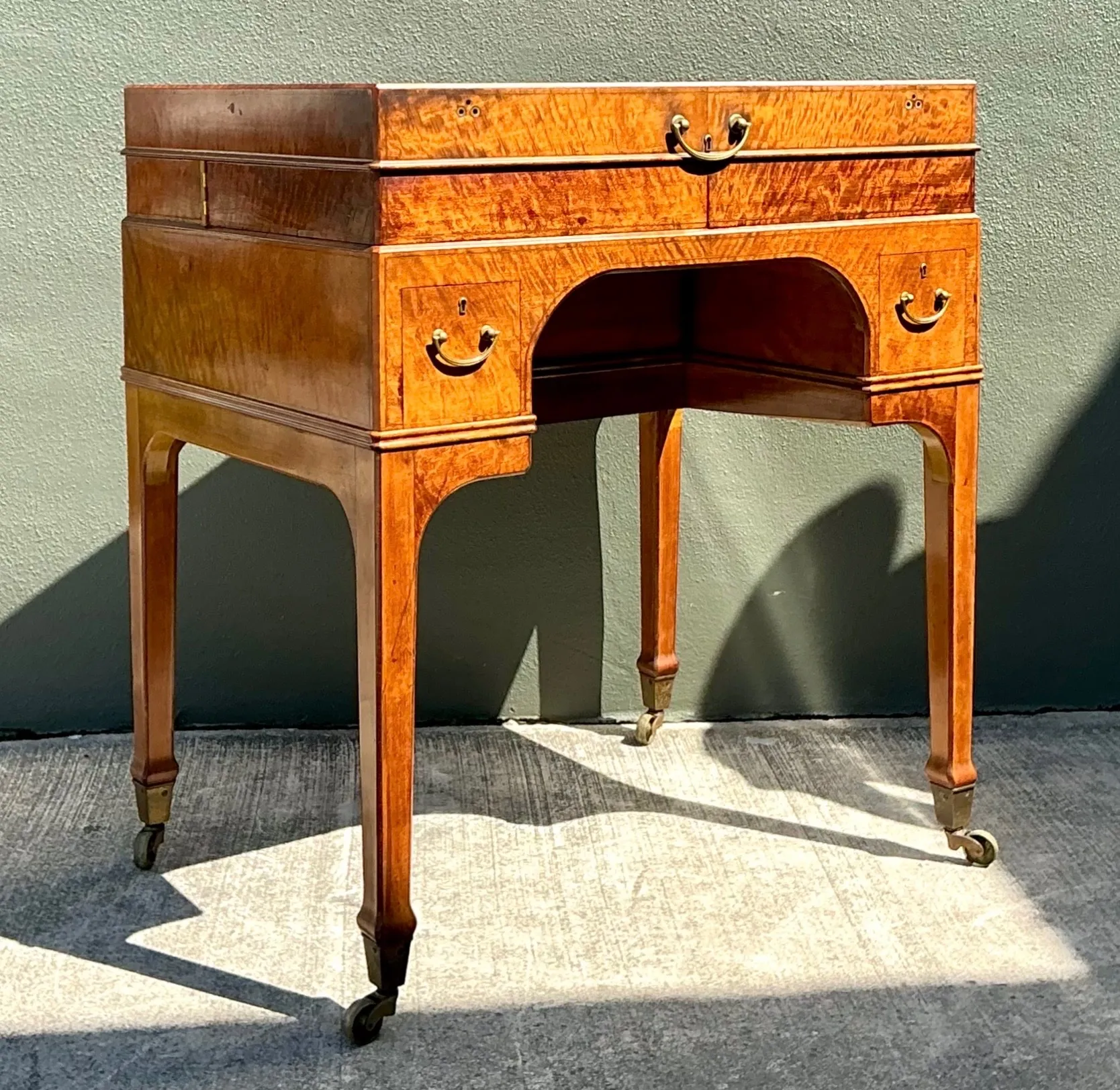 Vintage 18th Century English Saks Mahogany Dressing Table — additional photo 1