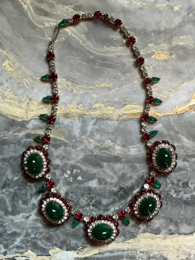 Vintage Red and Green Rhinestone Necklace — additional photo 4