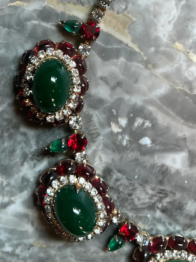 Vintage Red and Green Rhinestone Necklace — additional photo 5