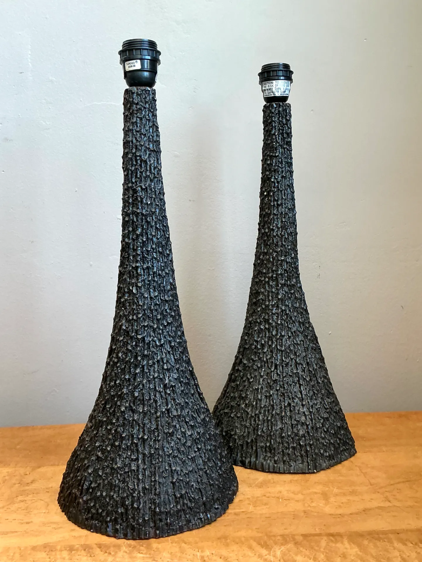 Vintage Textured Resin Table Lamps - Pair — additional photo 5