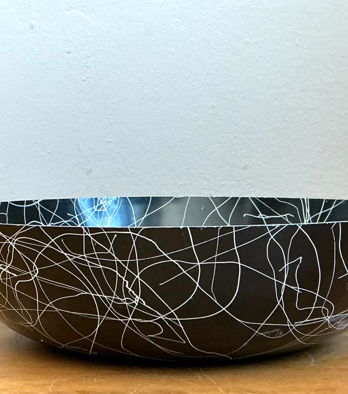 Vintage Black and White Melamine Bowl — additional photo 4