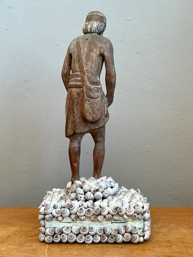 Vintage Wood and Shell Greek Figure Box — additional photo 4