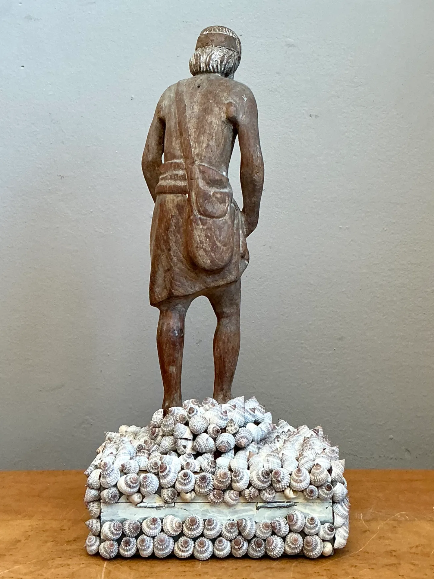 Vintage Wood and Shell Greek Figure Box — additional photo 2