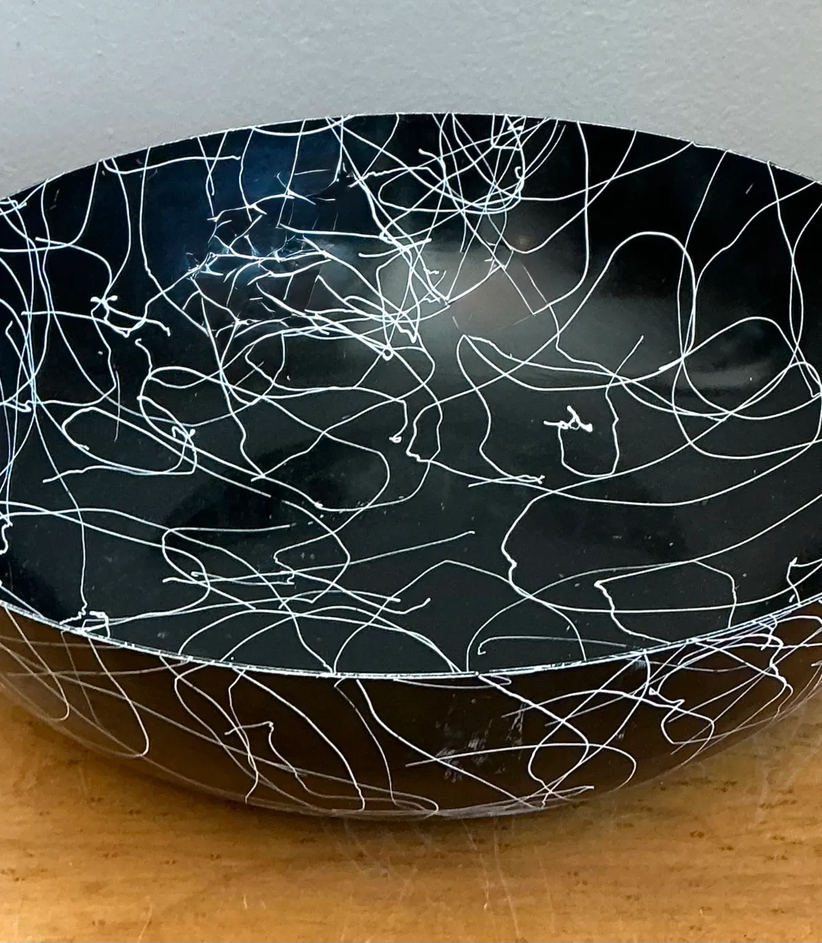 Vintage Black and White Melamine Bowl — additional photo 5