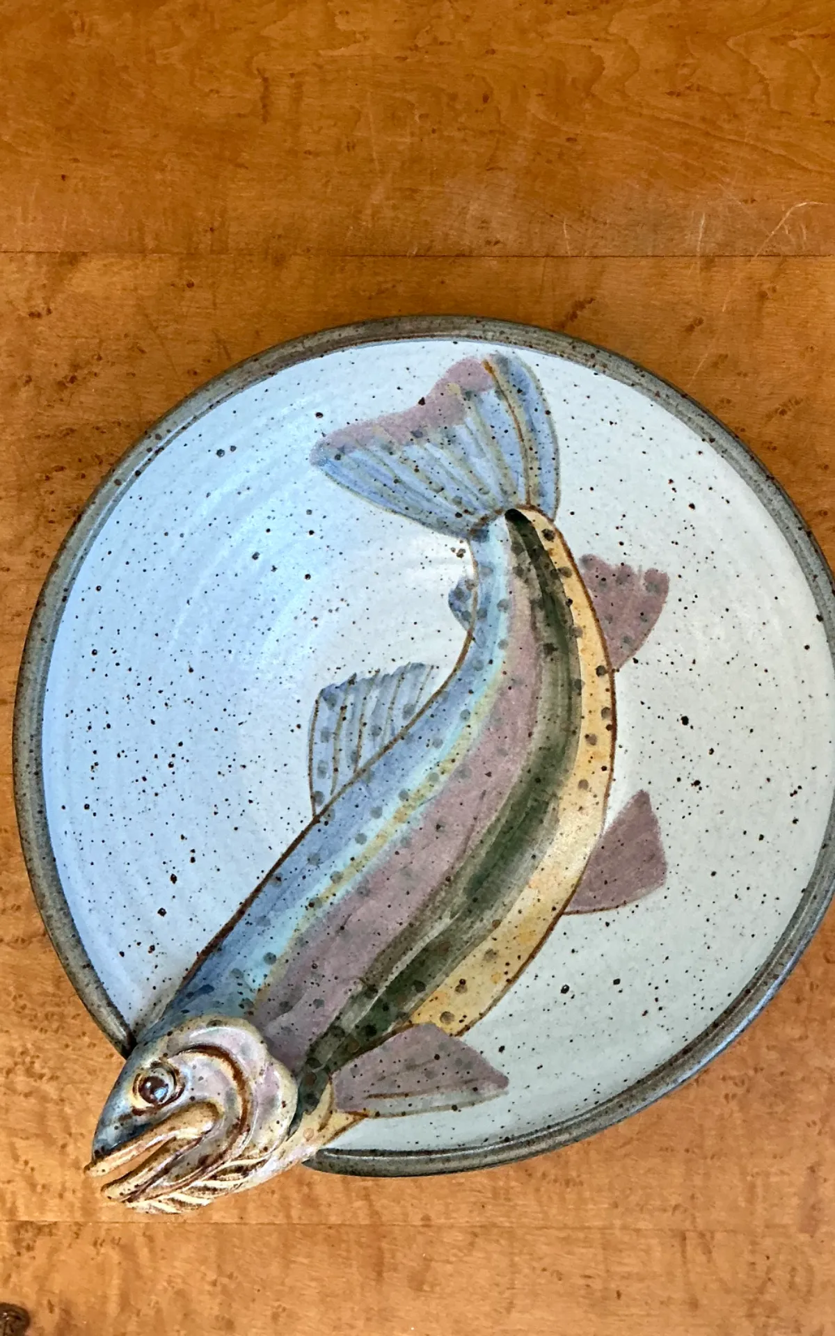 Vintage Handcrafted Fish Design Pottery Bowl — additional photo 2