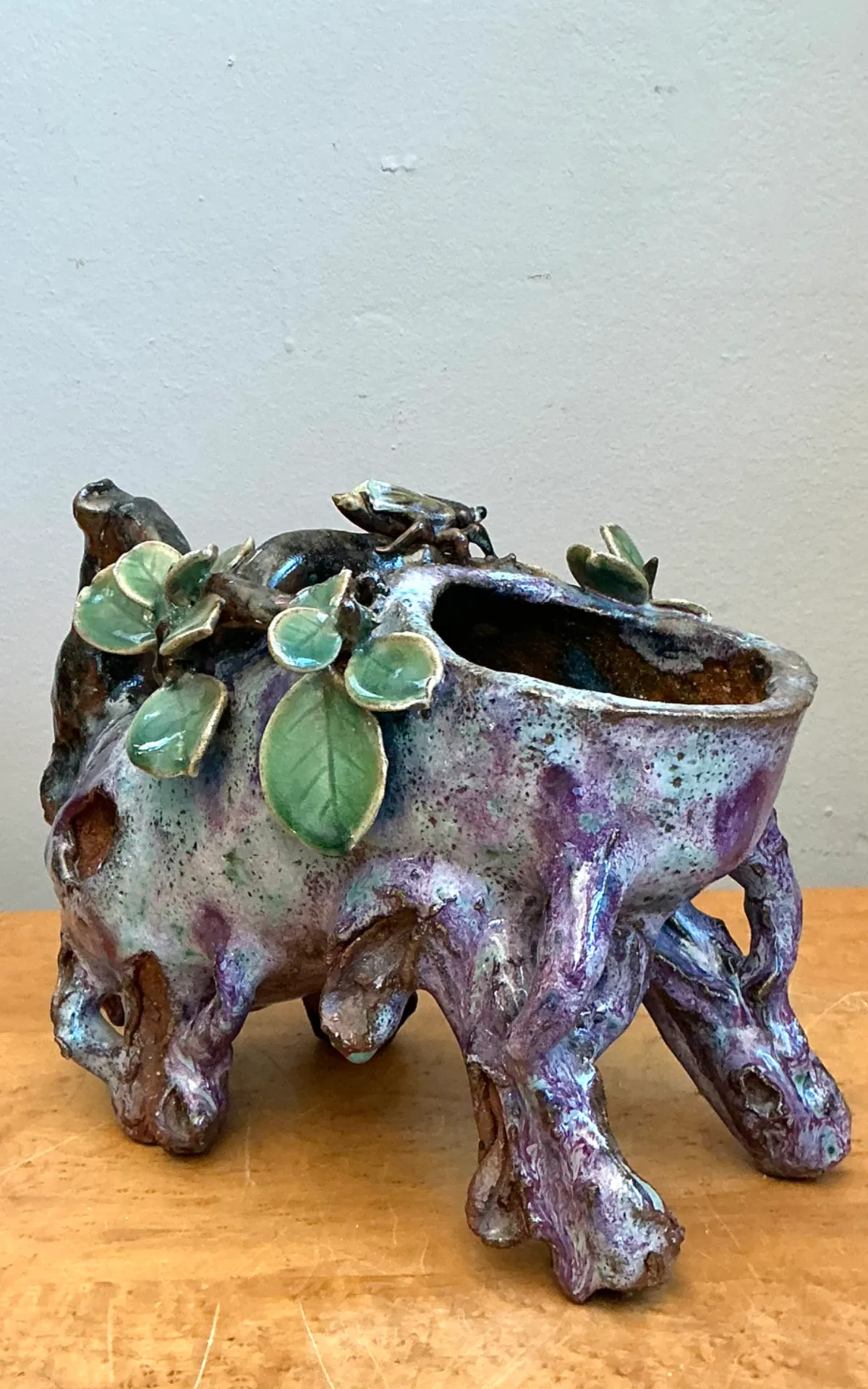 Vintage Sinwah Pottery Faux Bois Cache Pot — additional photo 3
