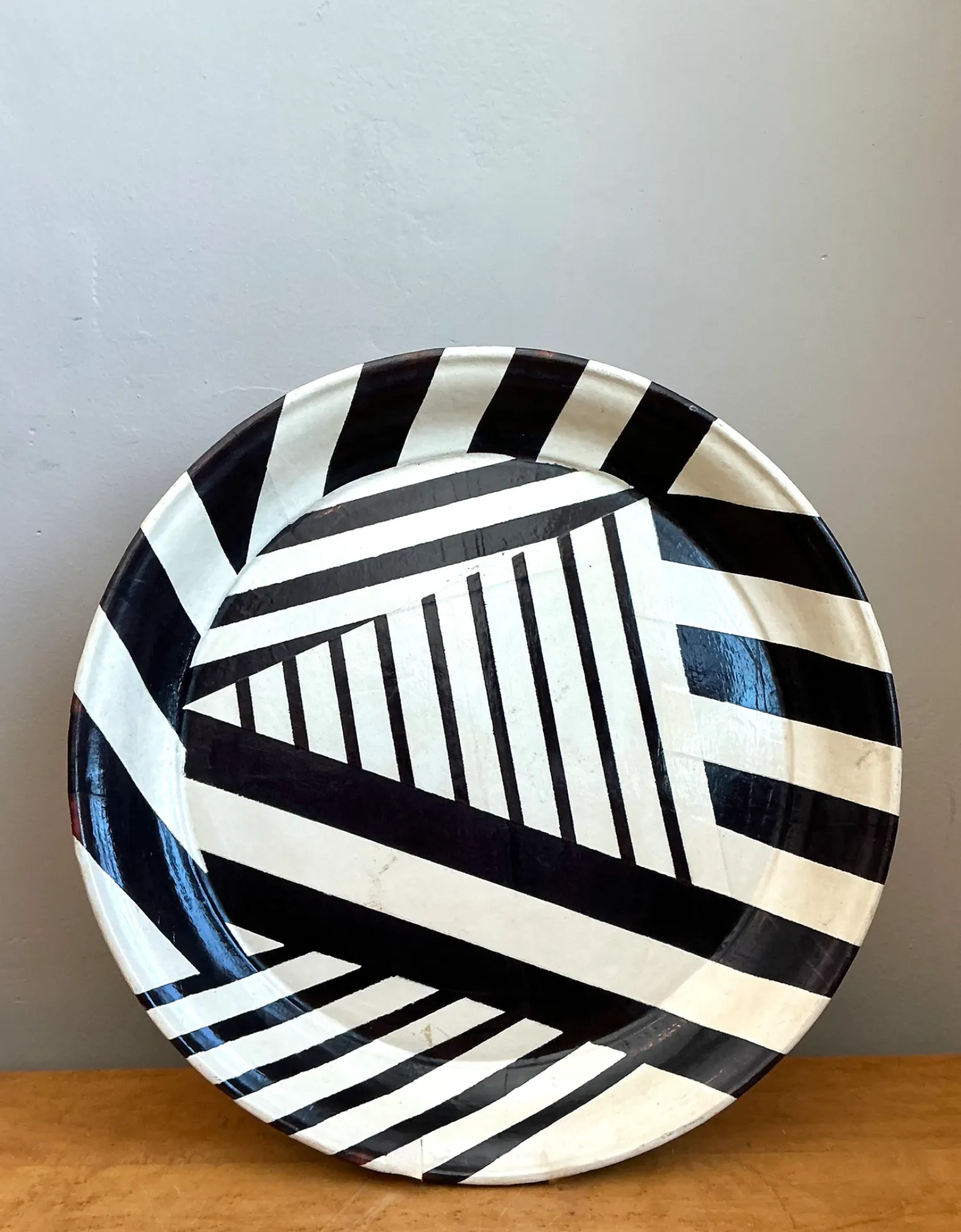 Vintage Geometric Lacquer Decorative Tray — additional photo 1