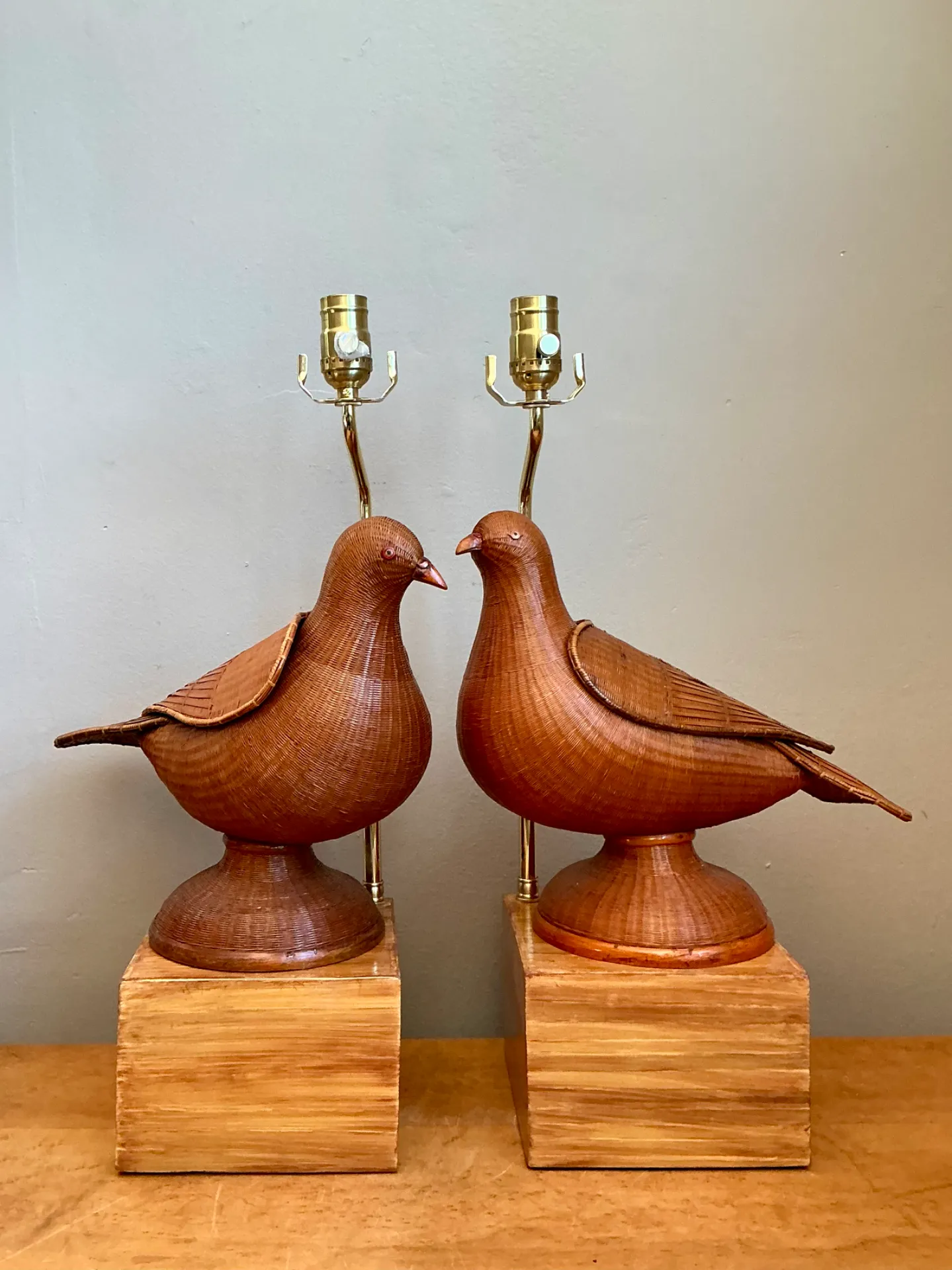 Vintage Shanghai Weave Lovebird Lamps- A Pair — additional photo 8