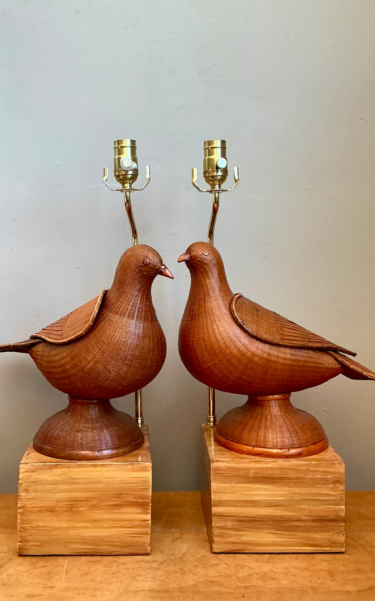 Vintage Shanghai Weave Lovebird Lamps- A Pair — additional photo 8