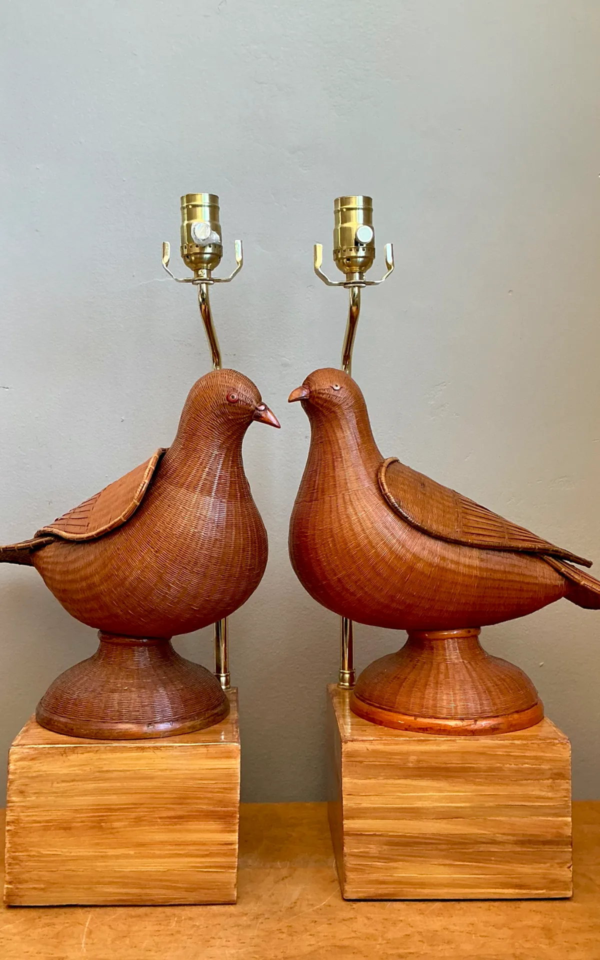 Vintage Shanghai Weave Lovebird Lamps- A Pair — additional photo 4