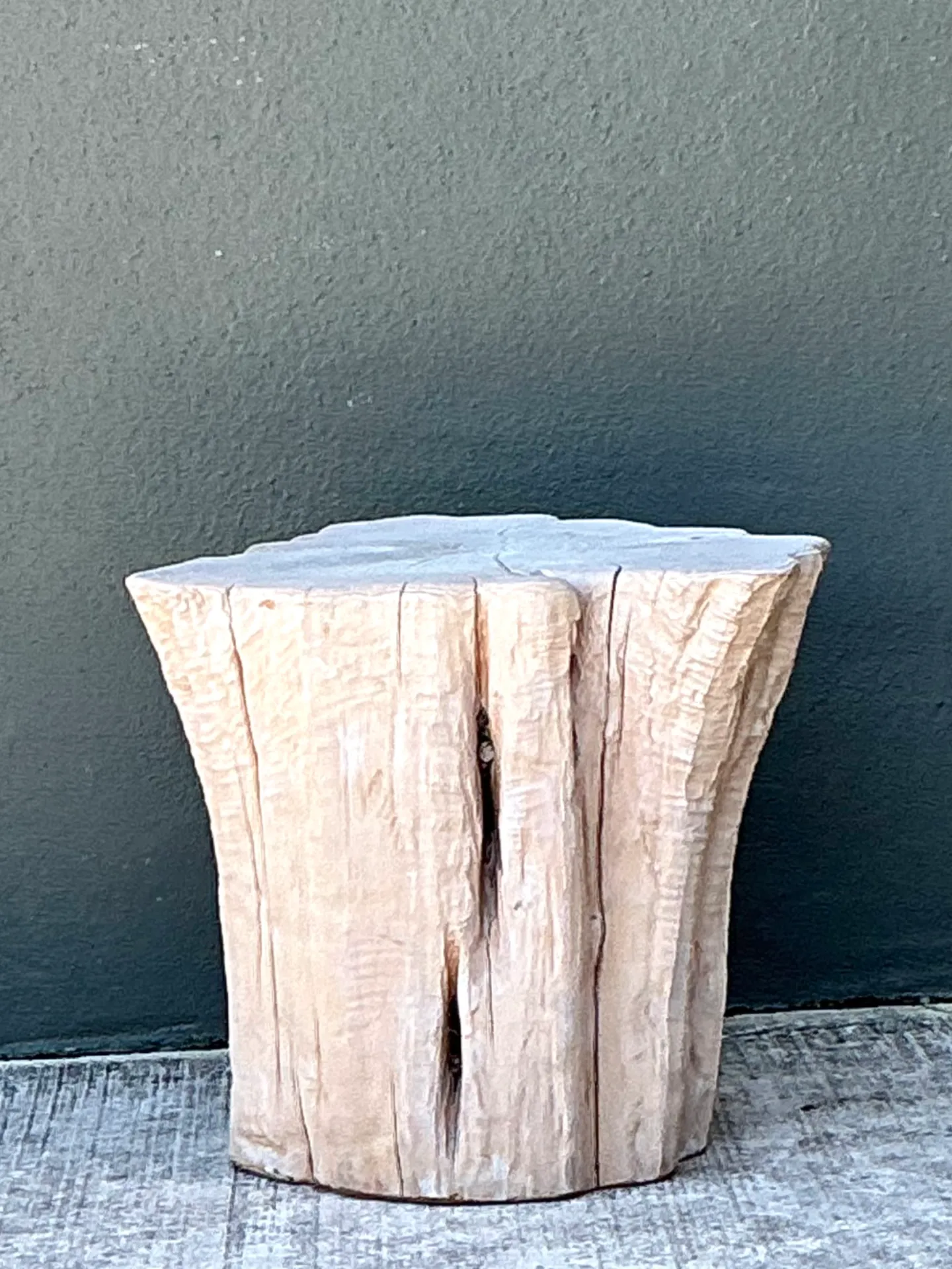 Vintage Natural Wood Stump Accent Table — additional photo 2