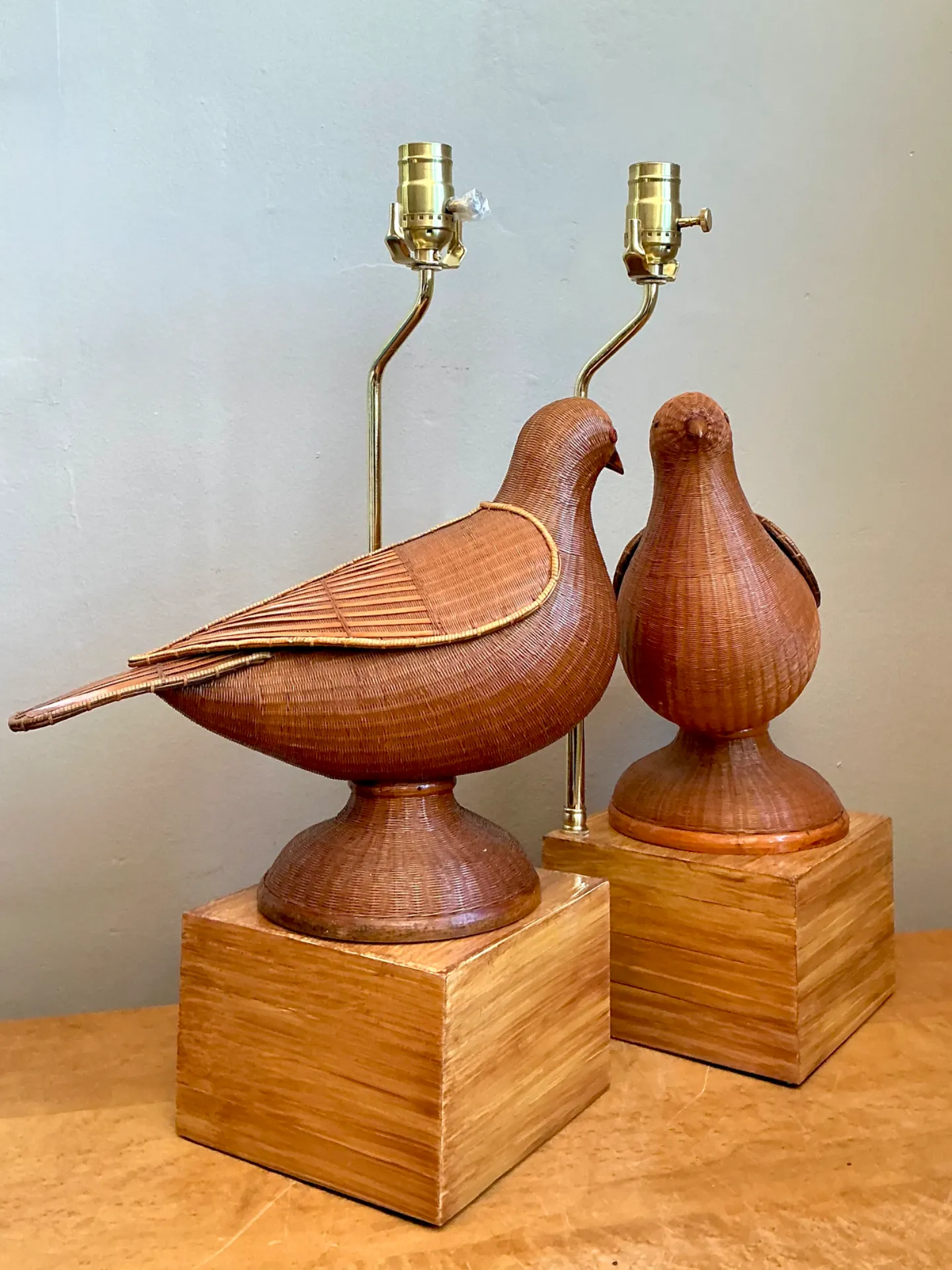 Vintage Shanghai Weave Lovebird Lamps- A Pair — additional photo 5