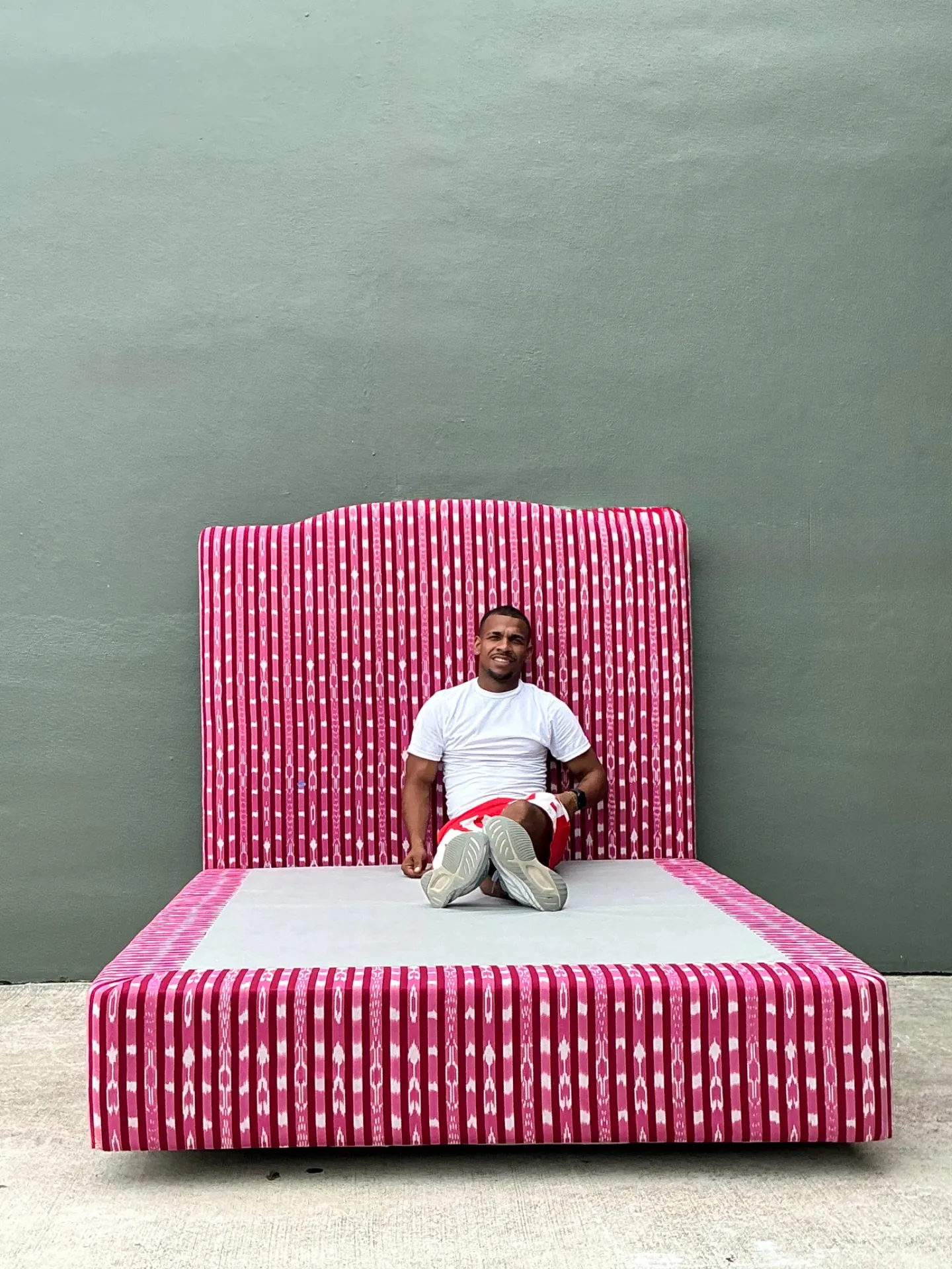 Vintage Custom Queen Platform Bed In Scalamandre “Jakarta”: — additional photo 1