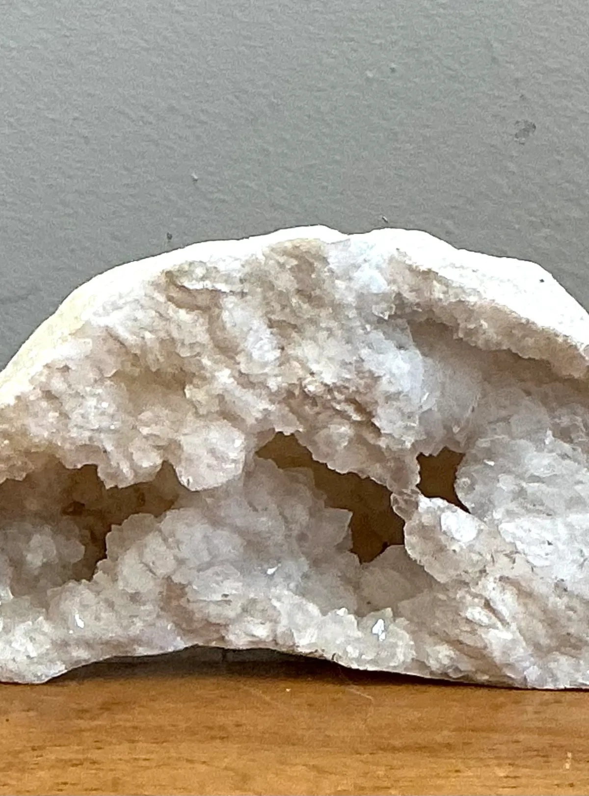 Vintage White Quartz Geode — additional photo 5