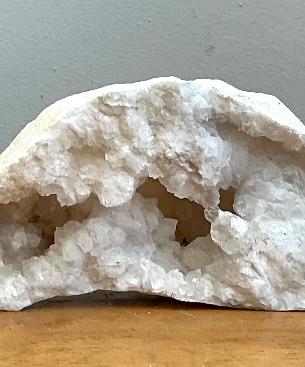 Vintage White Quartz Geode — additional photo 8