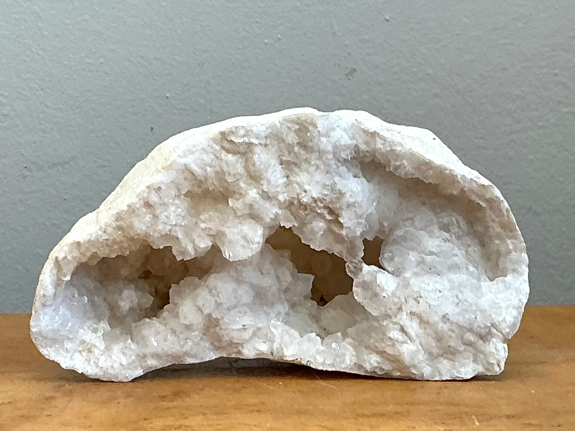 Vintage White Quartz Geode — additional photo 7