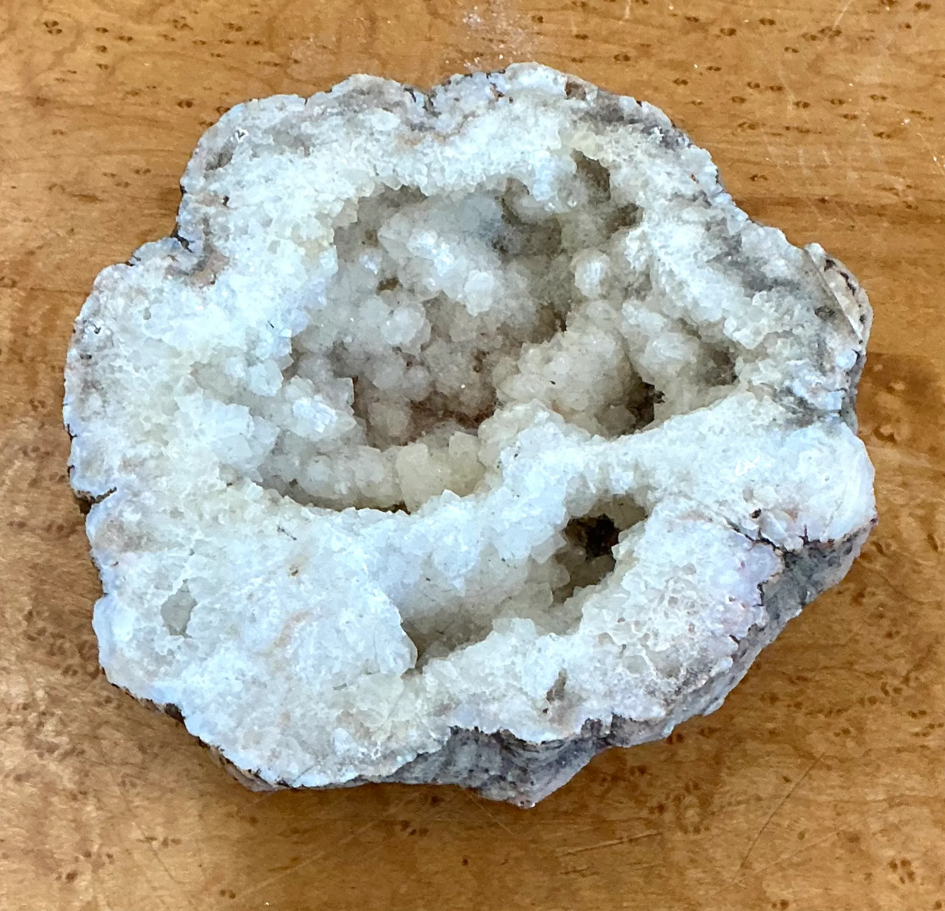 Vintage White Quartz Geode — additional photo 3