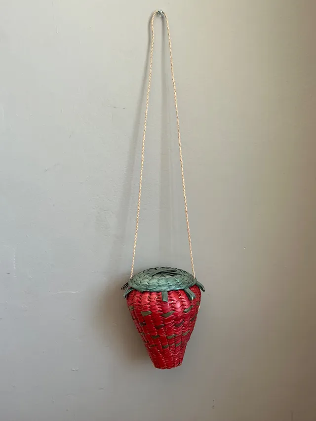 Vintage Woven Rattan Strawberry Bag — additional photo 3