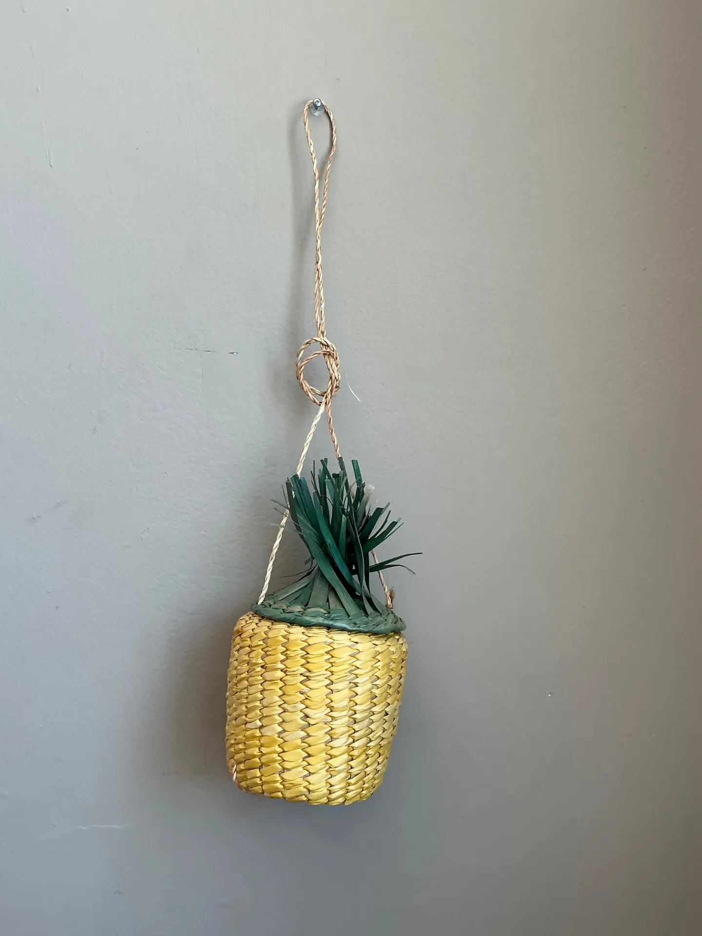 Vintage Woven Rattan Pineapple Bag — additional photo 1