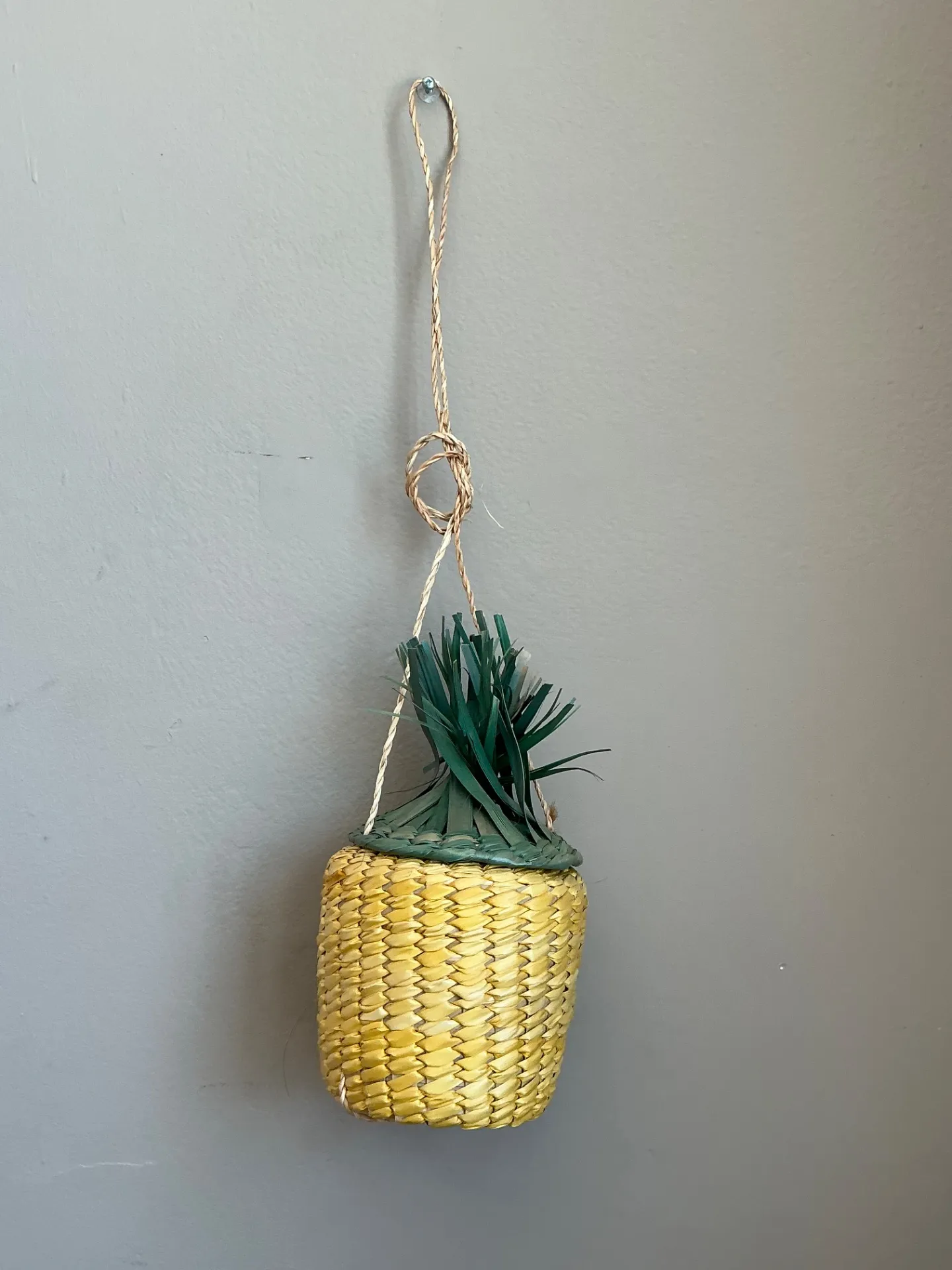 Vintage Woven Rattan Pineapple Bag — additional photo 2