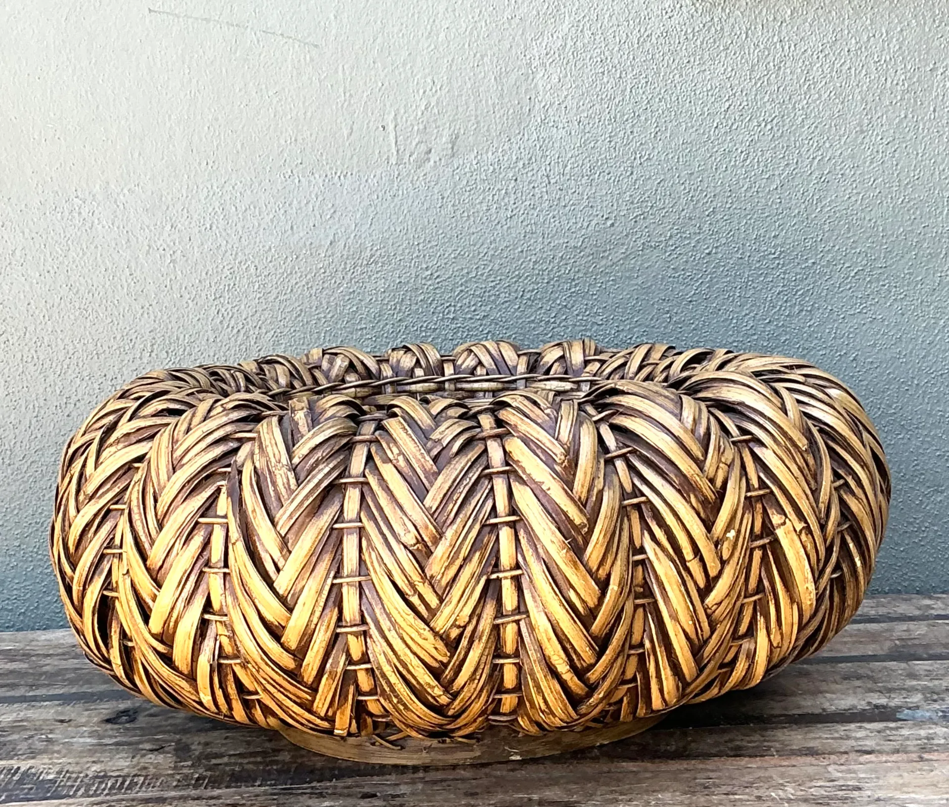Vintage Handcrafted Rattan Centerpiece — additional photo 7