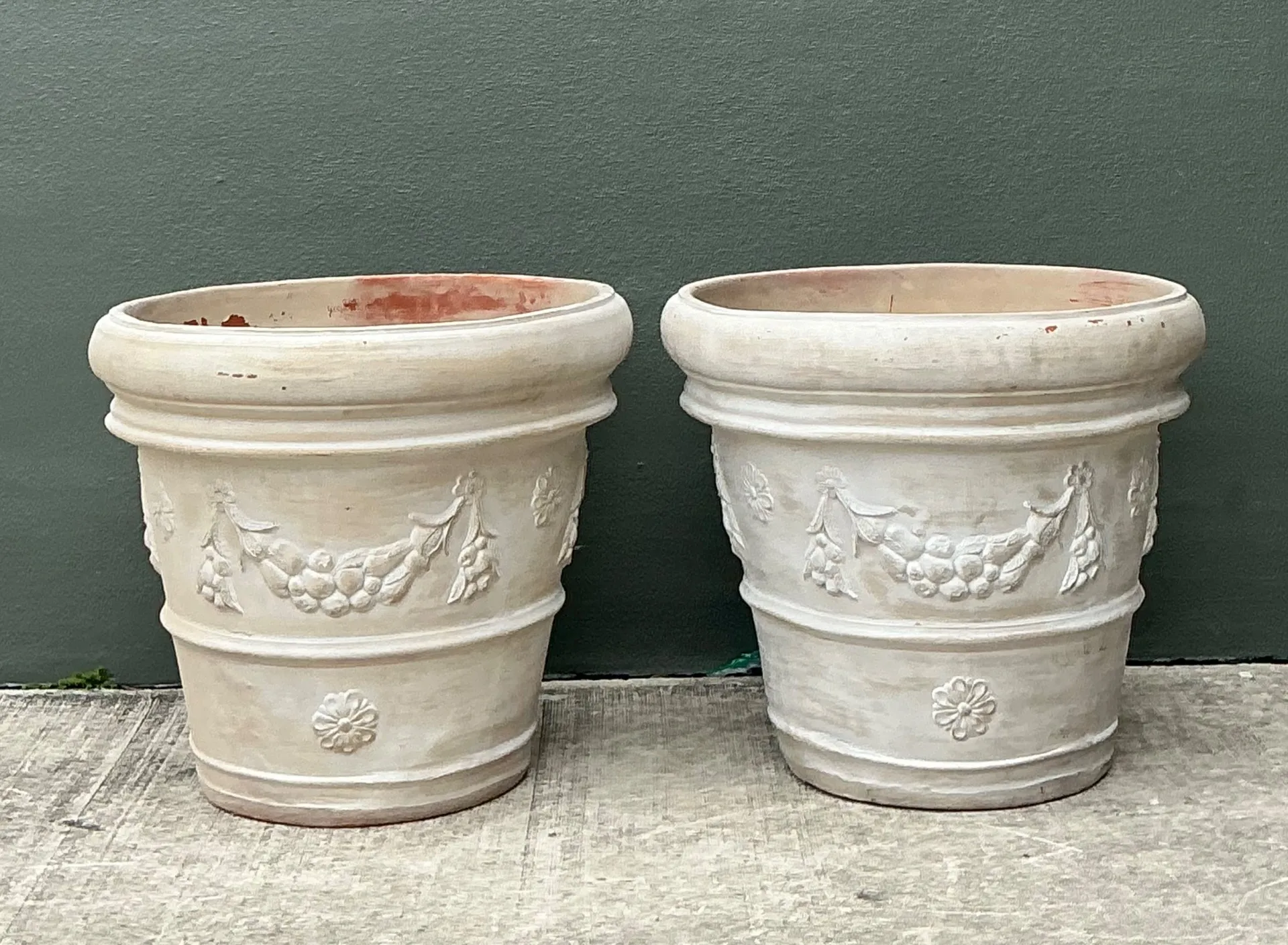 Vintage Italian Terracotta Planters - A Pair — additional photo 2