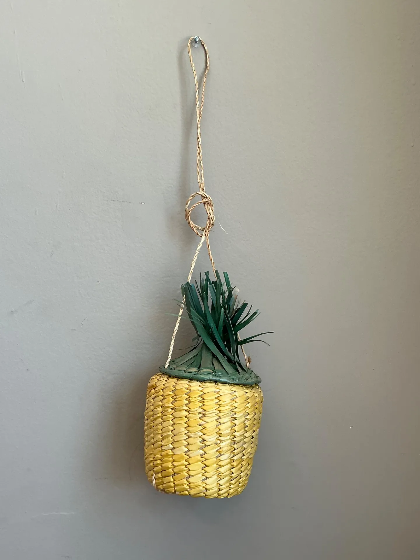 Vintage Woven Rattan Pineapple Bag — additional photo 6