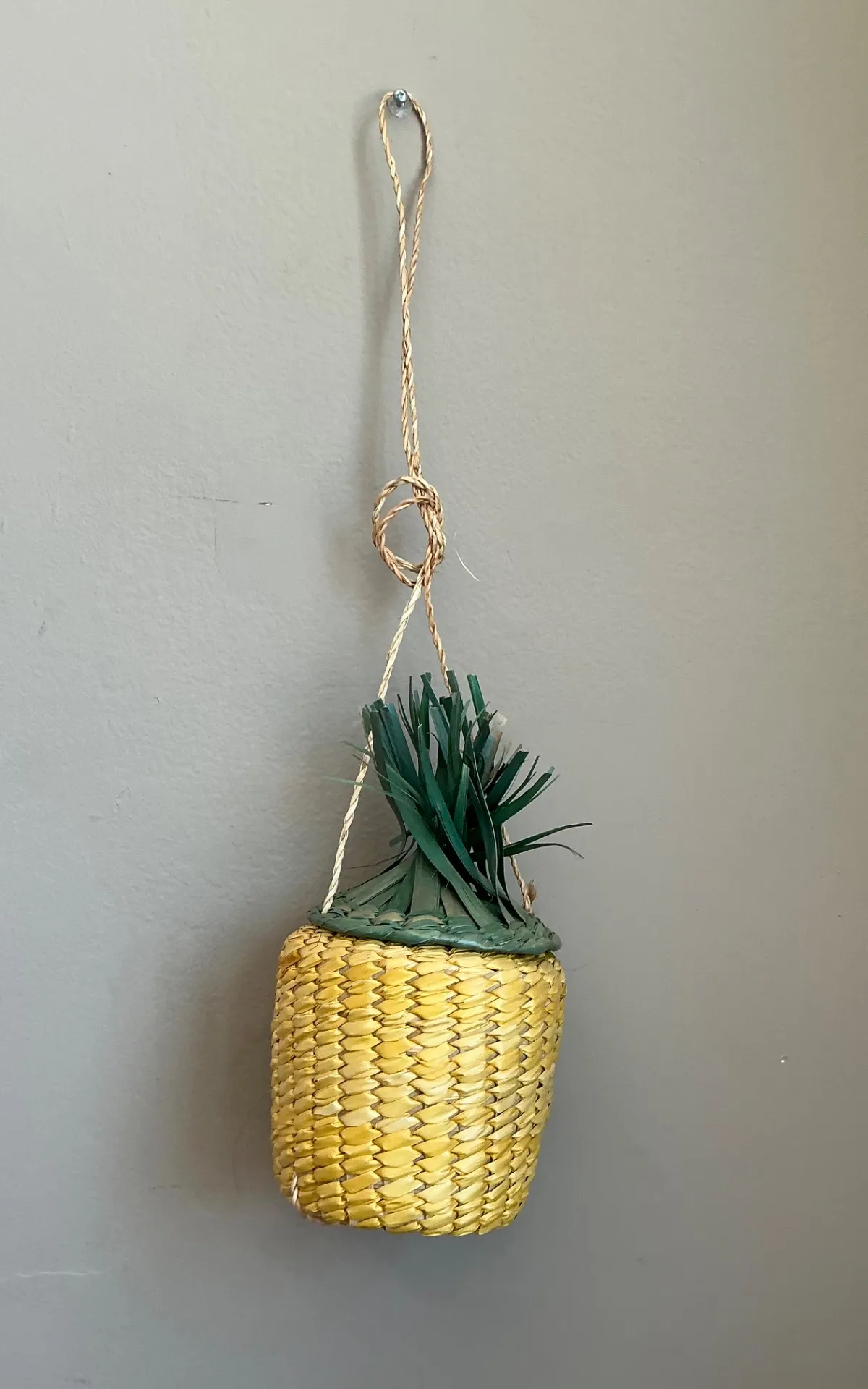 Vintage Woven Rattan Pineapple Bag — additional photo 6