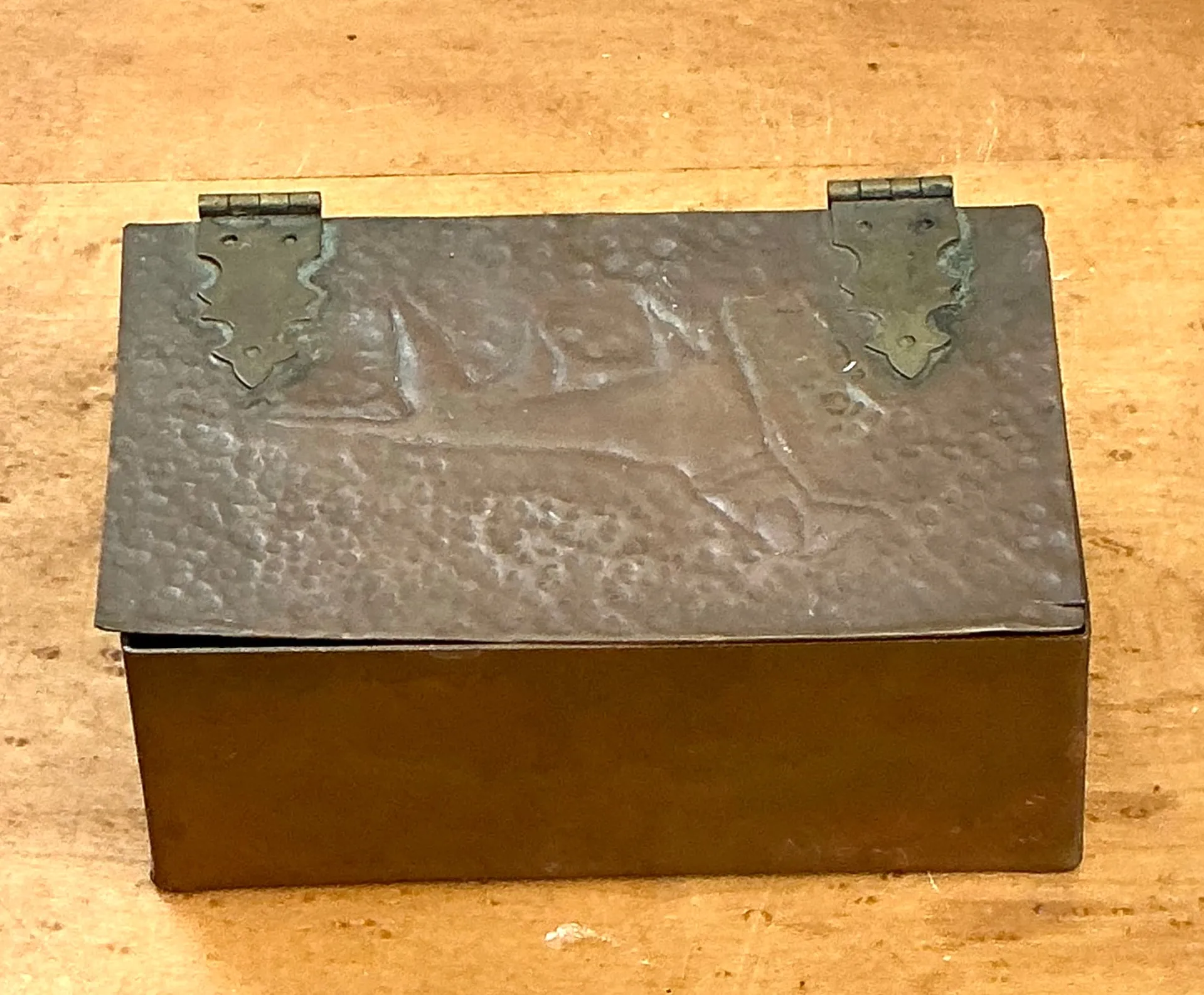Vintage Handmade Hammered Metal and Wood Box — additional photo 3