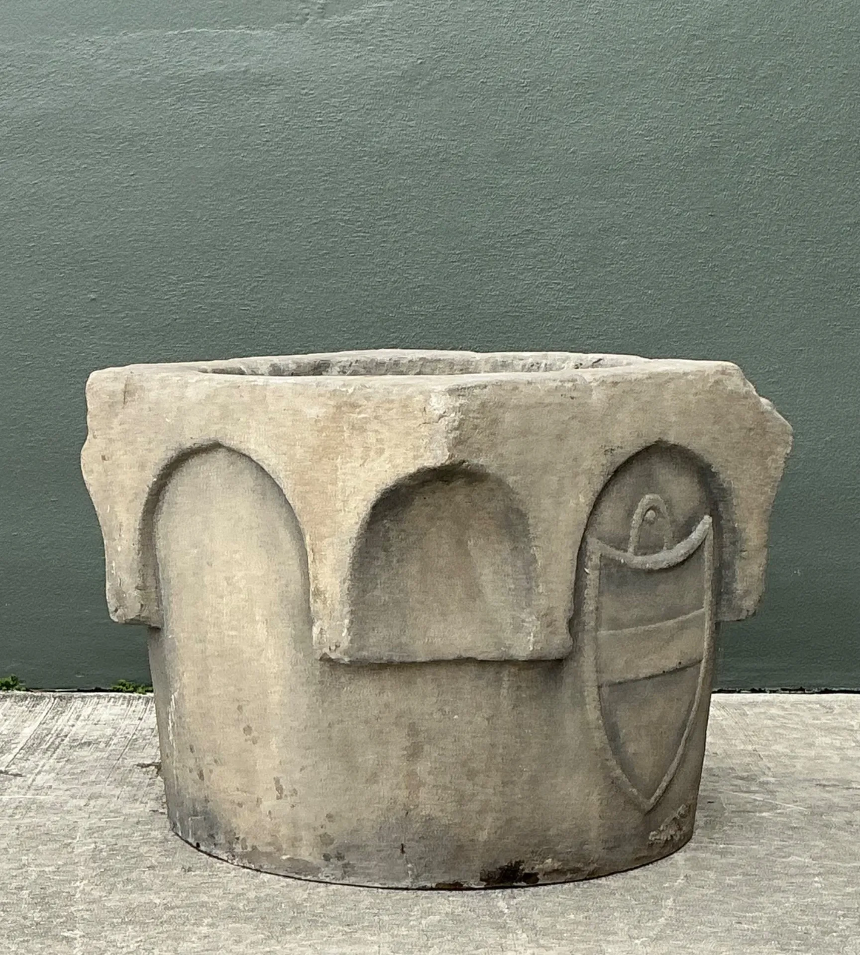 Vintage 19th Century Cast Stone Well Head — additional photo 8