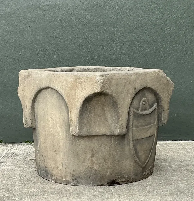 Vintage 19th Century Cast Stone Well Head — additional photo 1