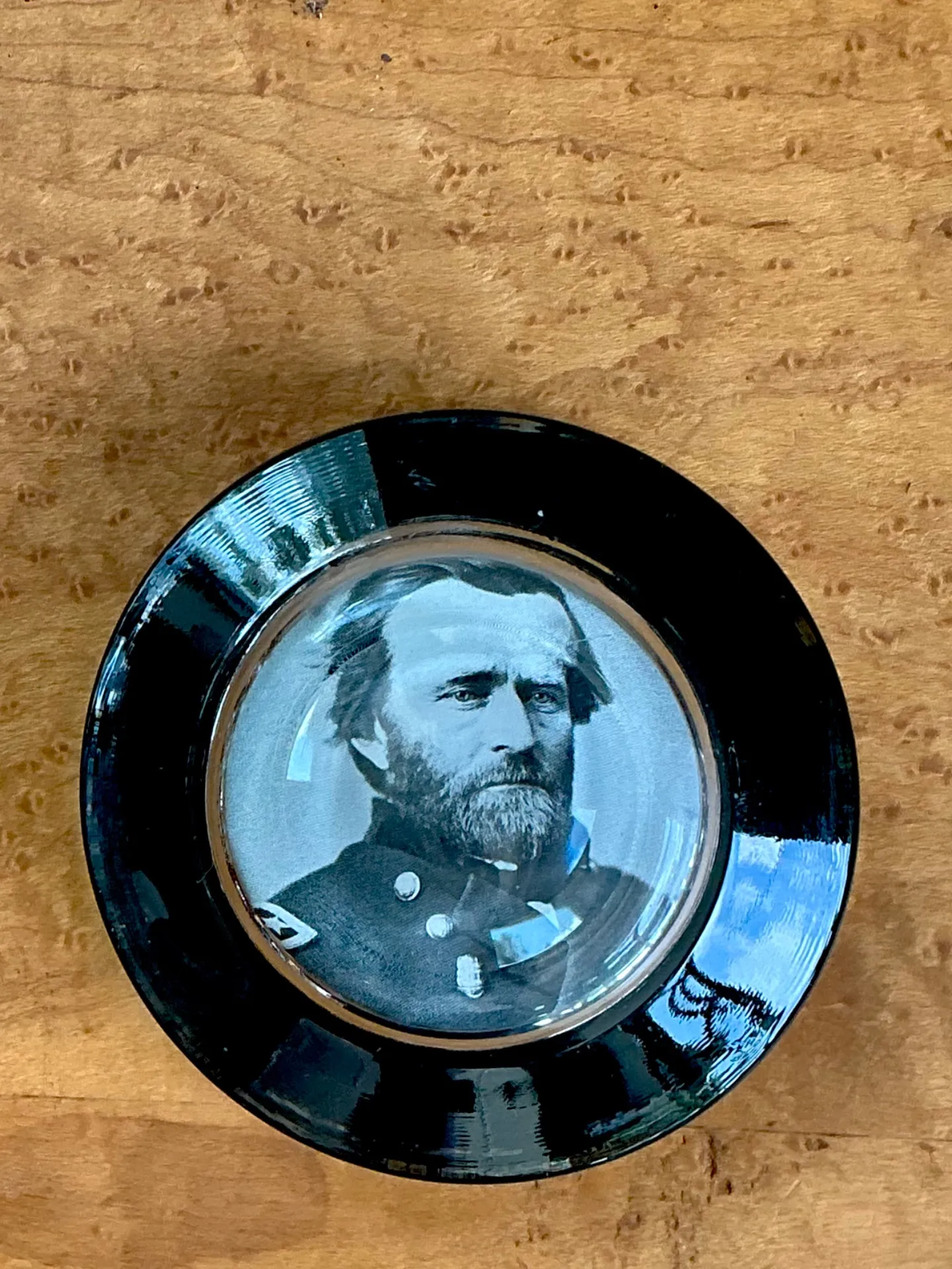 Vintage Glass Paperweight with Ulysses S. Grant Portrait — additional photo 3