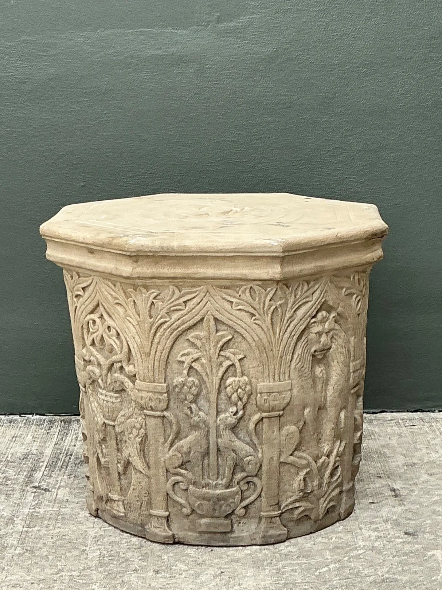 Vintage Cast Stone Lions Head Table Pedestal — additional photo 6