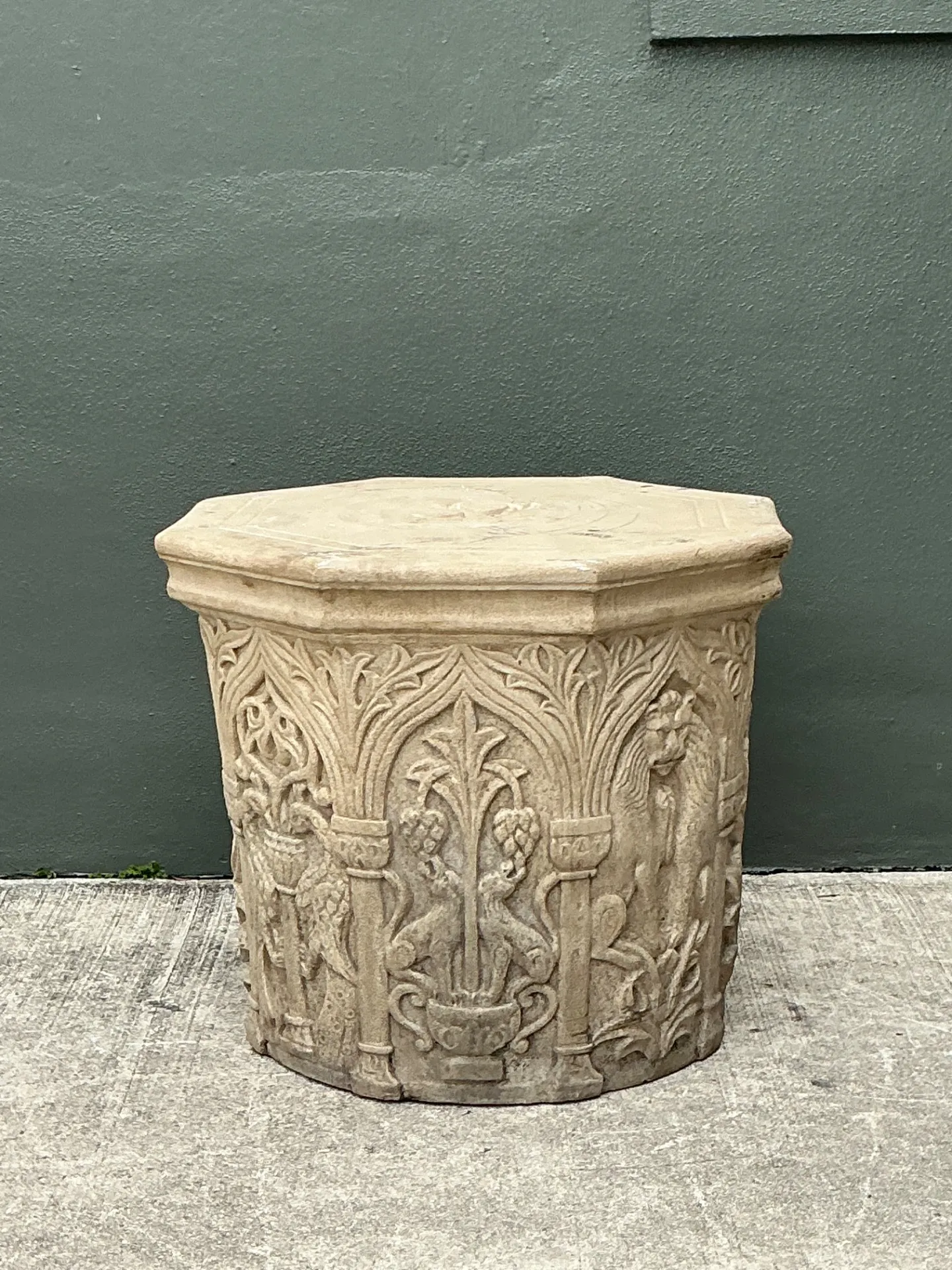 Vintage Cast Stone Lions Head Table Pedestal — additional photo 4
