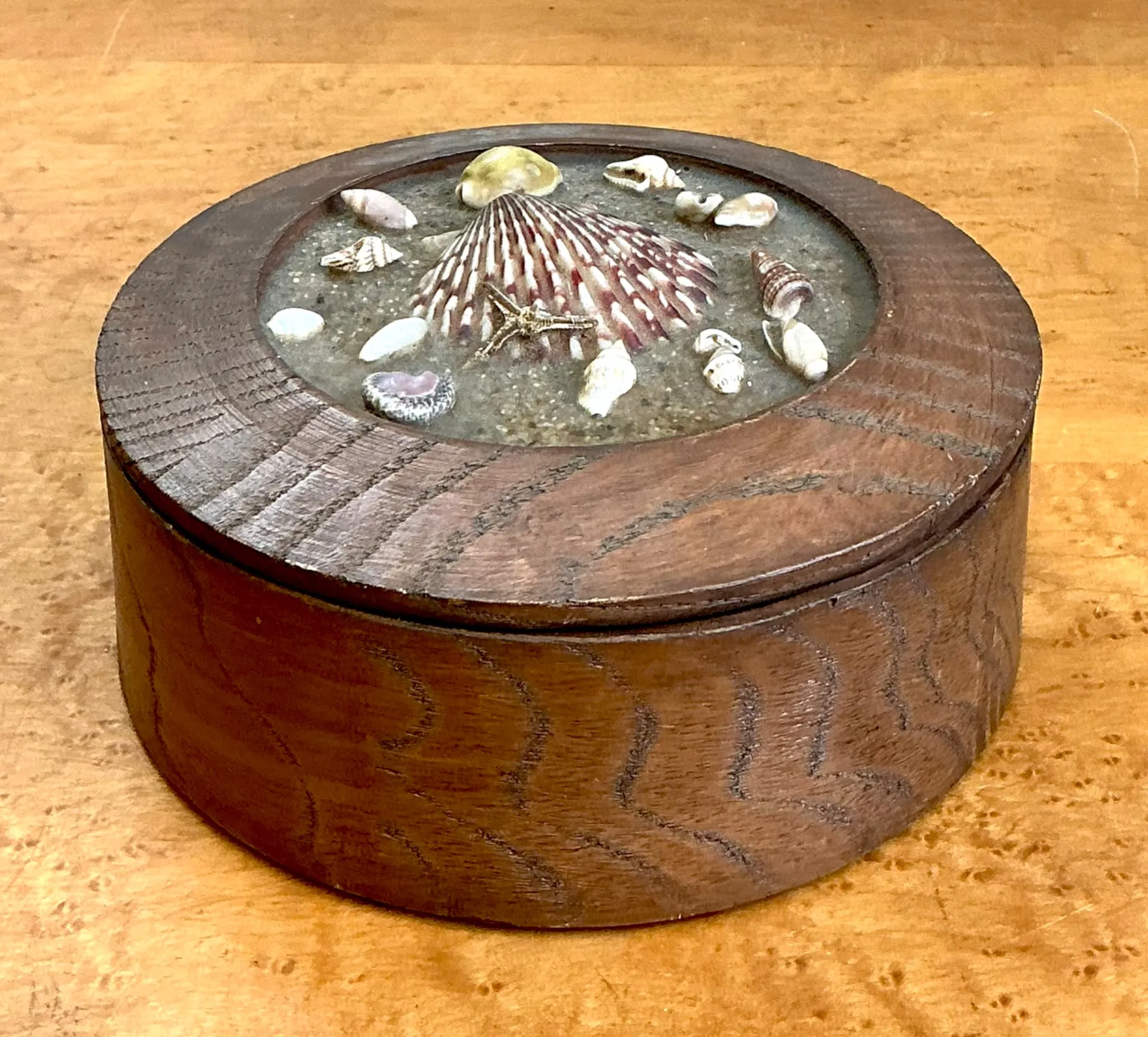 Vintage Wood and Shell Decorative Box — additional photo 6