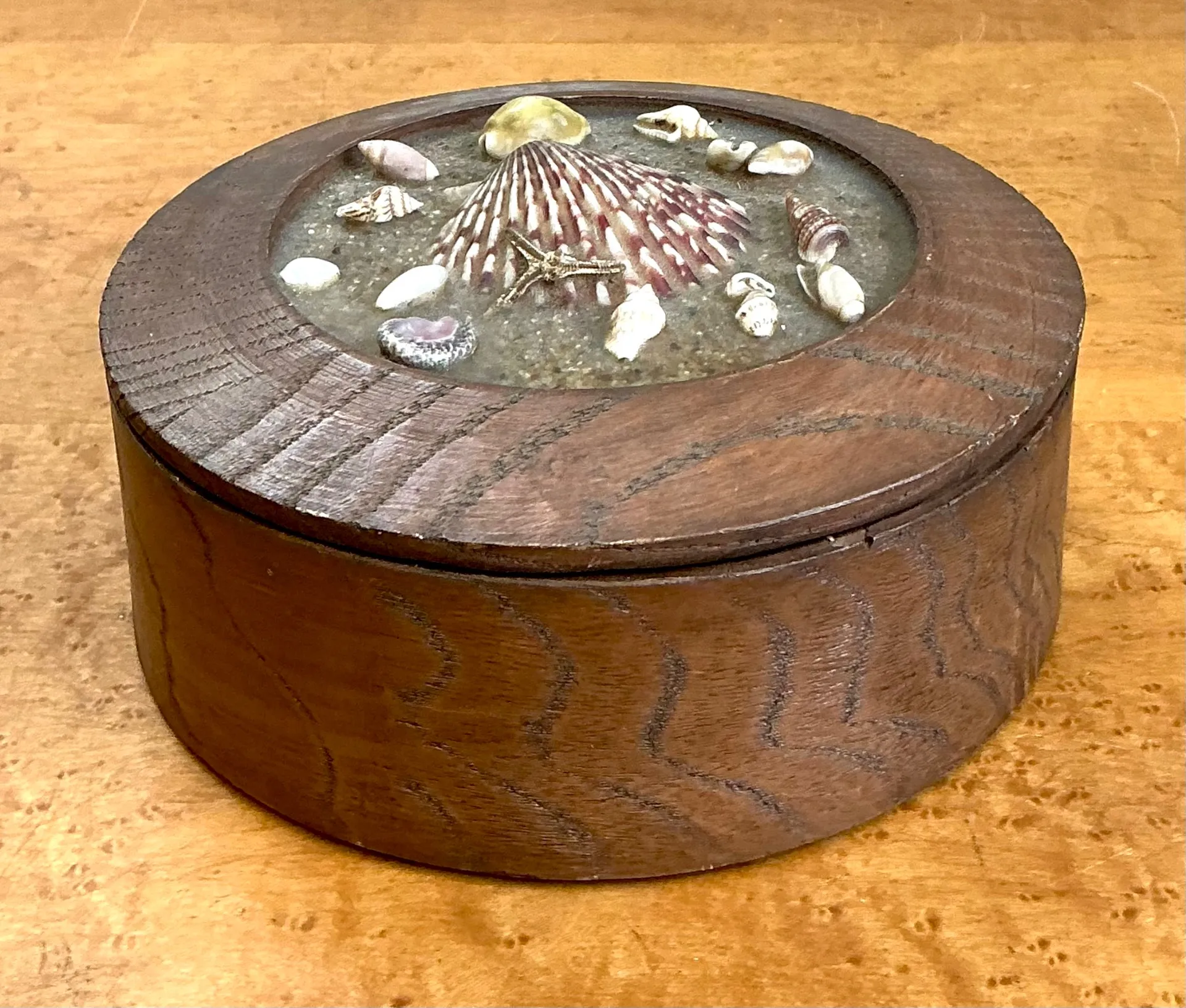 Vintage Wood and Shell Decorative Box — additional photo 5