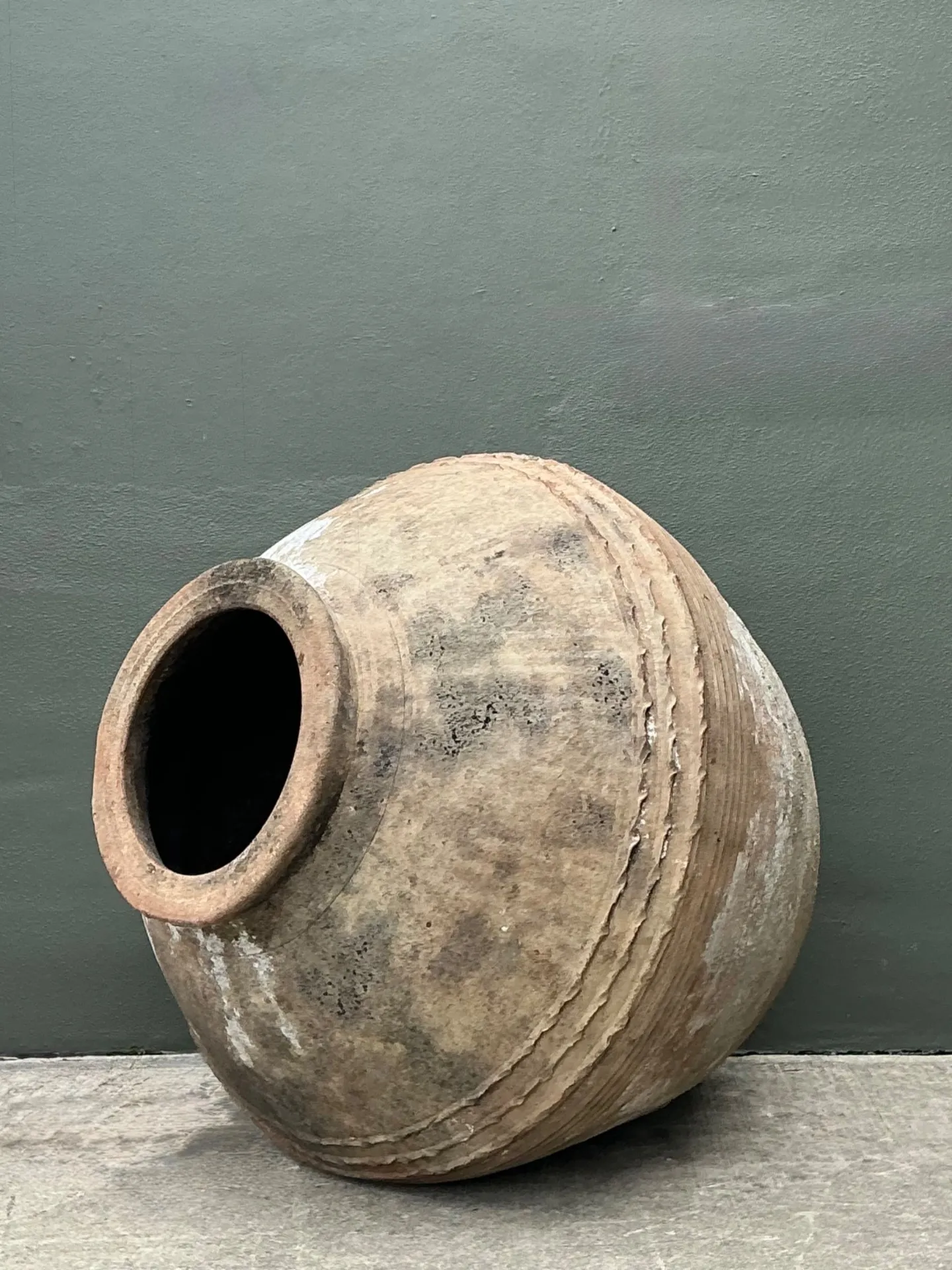 Vintage Monumental Terracotta Vessel — additional photo 4