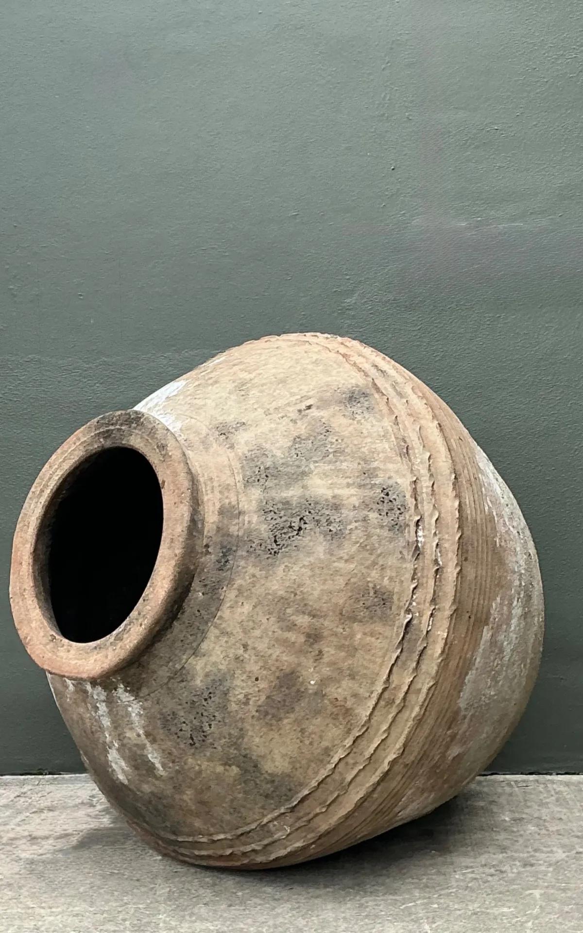Vintage Monumental Terracotta Vessel — additional photo 4