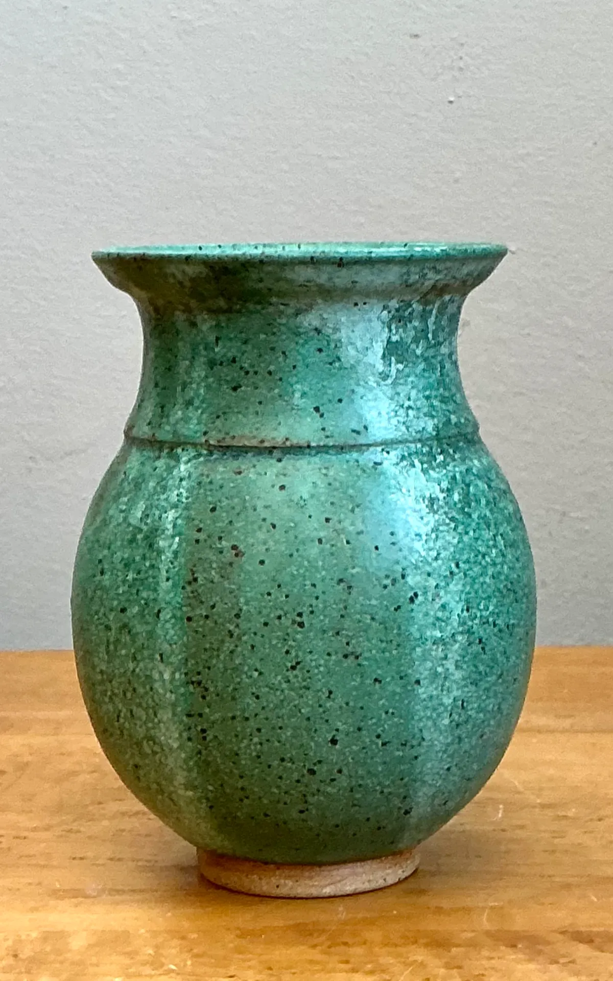 Vintage Speckled Green Ceramic Vase — additional photo 6