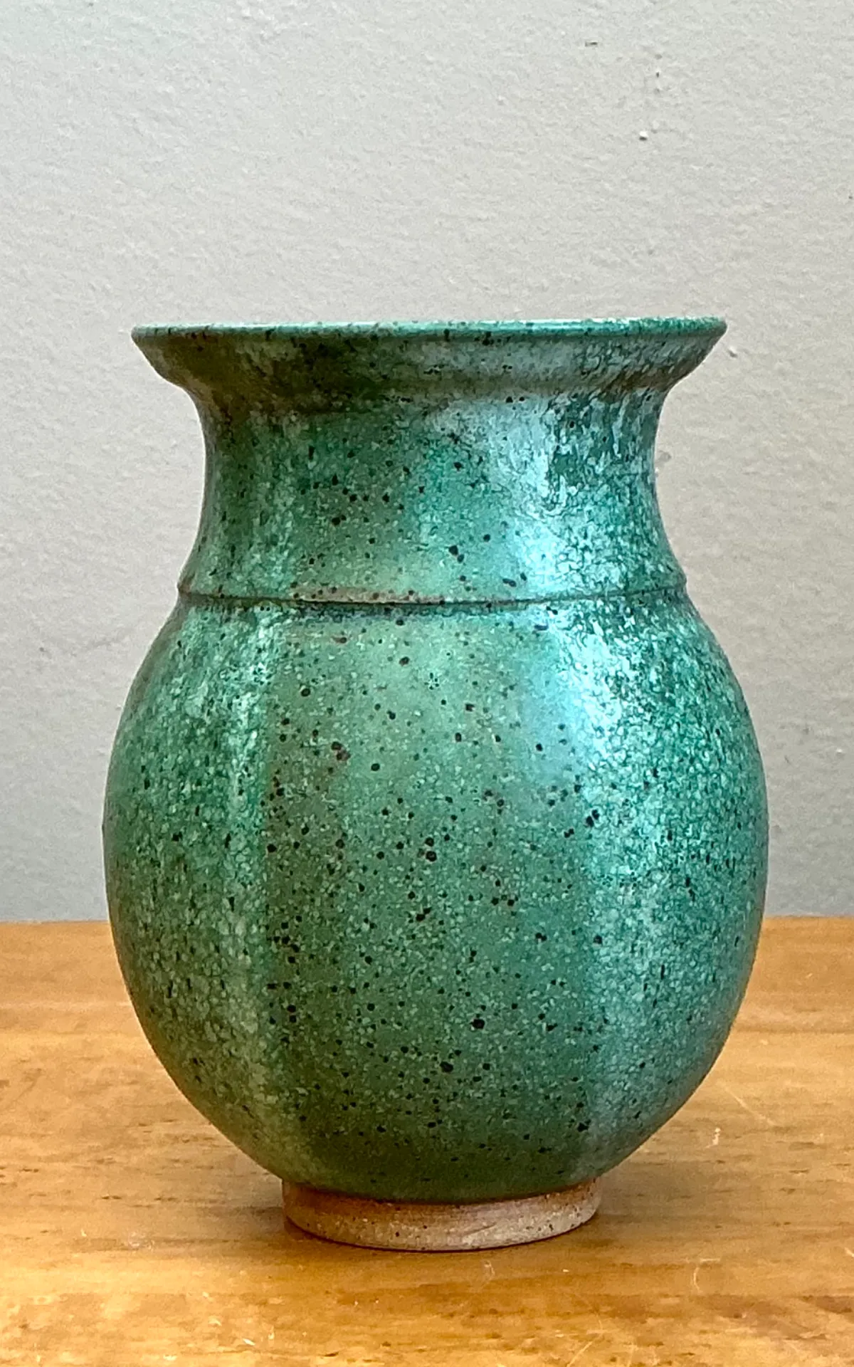 Vintage Speckled Green Ceramic Vase — additional photo 4