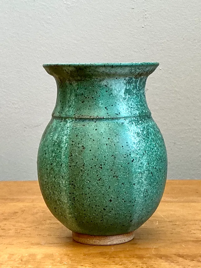 Vintage Speckled Green Ceramic Vase — additional photo 4