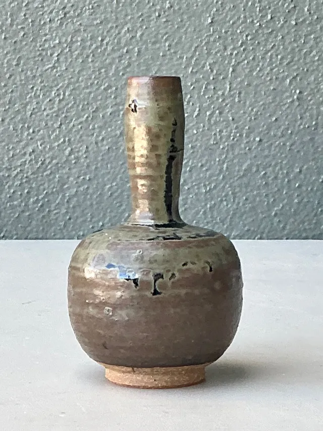 Vintage Handcrafted Ceramic Bud Vase — additional photo 4