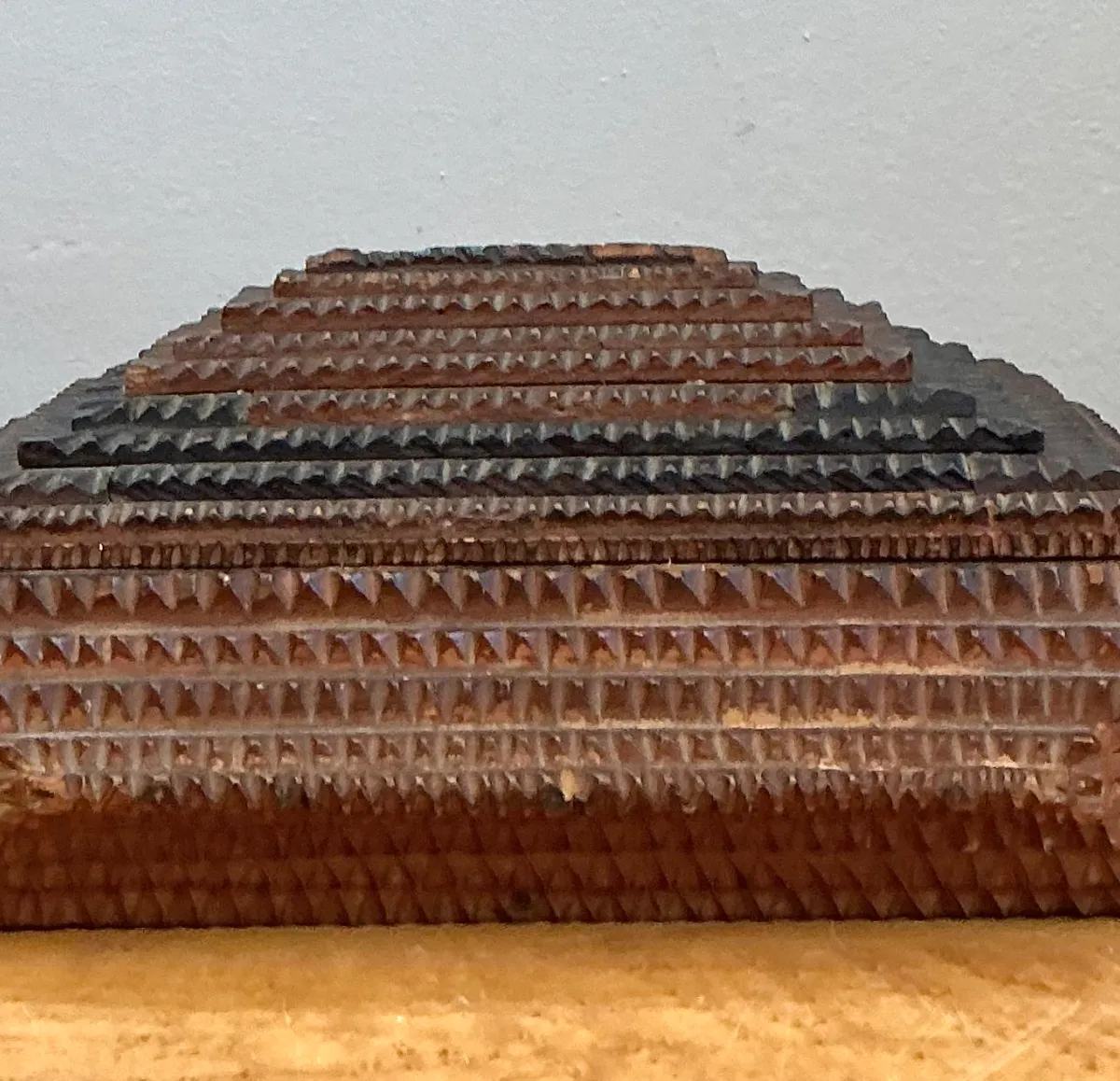 Vintage Tramp Art Wood Box — additional photo 4
