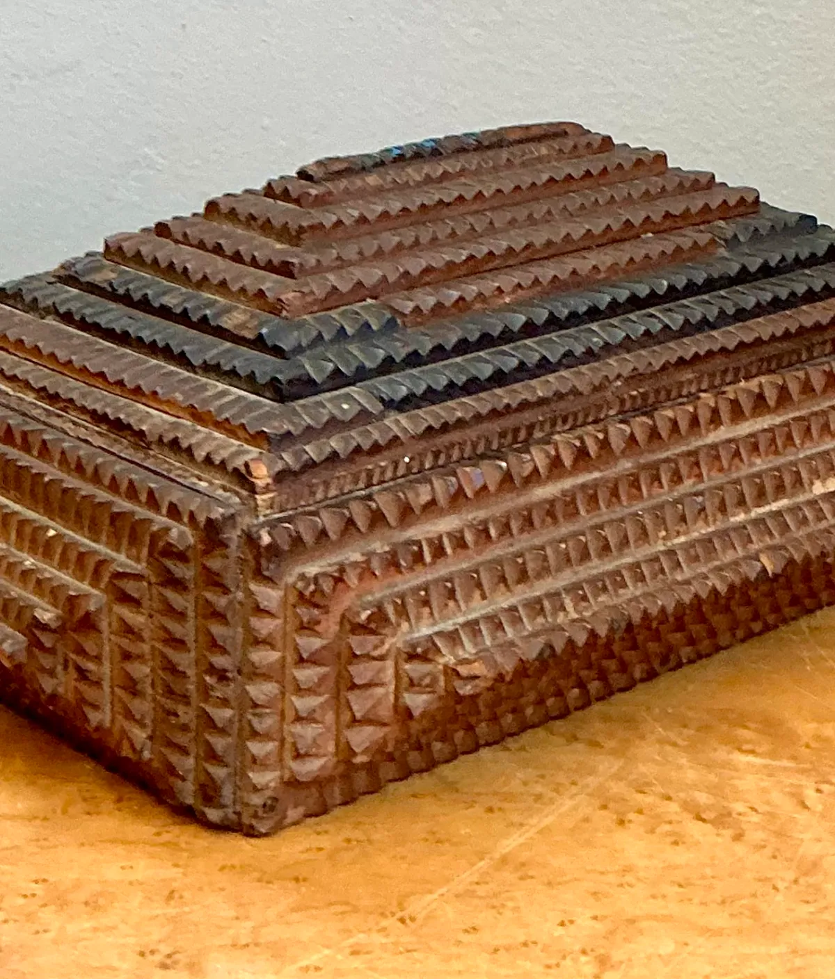 Vintage Tramp Art Wood Box — additional photo 7